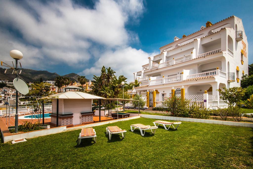 Apartamentos Las Rosas De Capistrano Nerja Exterior foto