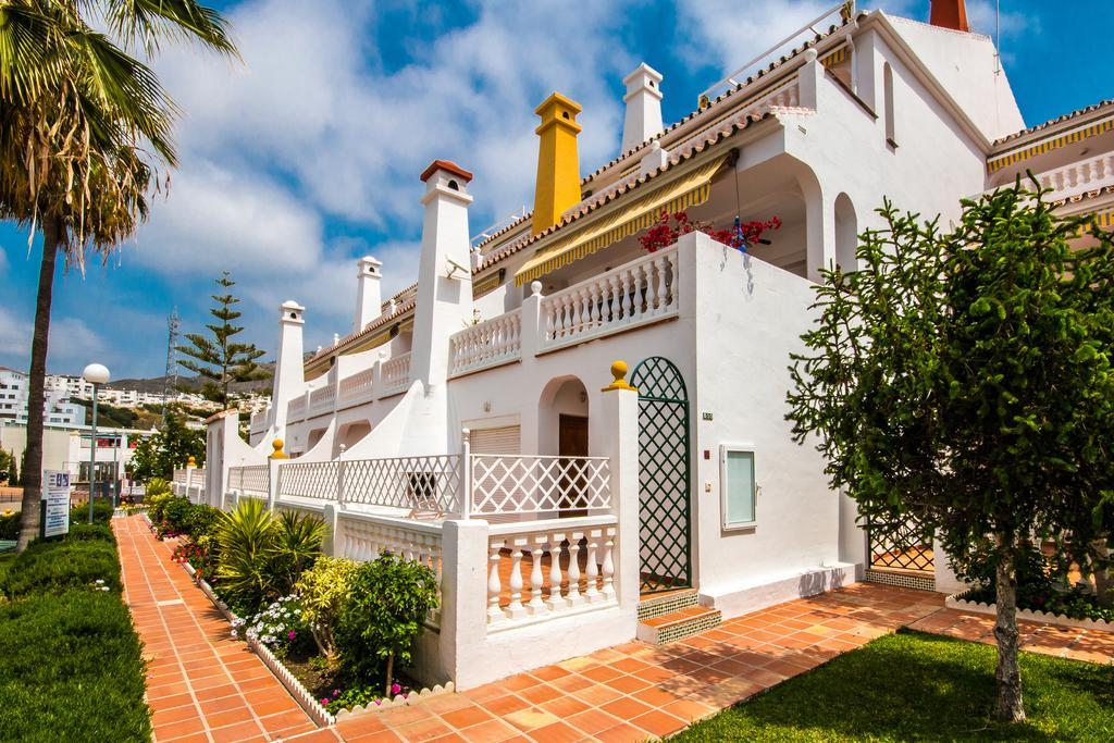 Apartamentos Las Rosas De Capistrano Nerja Exterior foto