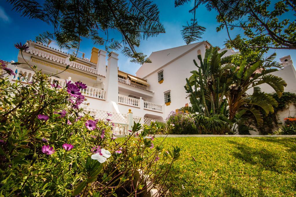 Apartamentos Las Rosas De Capistrano Nerja Exterior foto