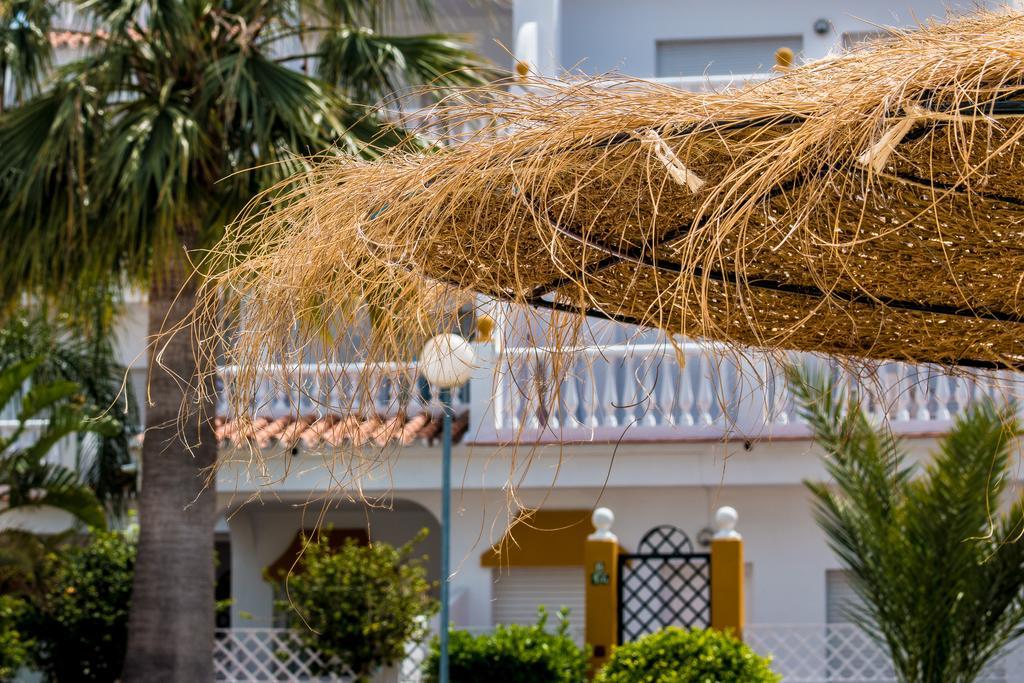 Apartamentos Las Rosas De Capistrano Nerja Exterior foto