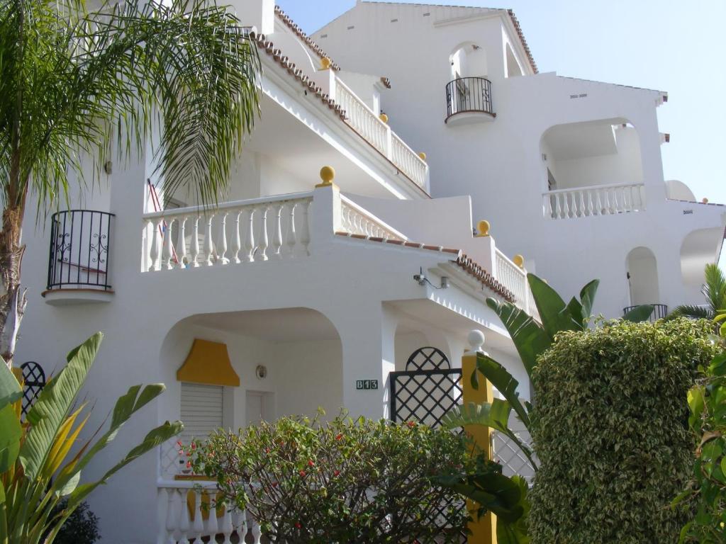 Apartamentos Las Rosas De Capistrano Nerja Exterior foto