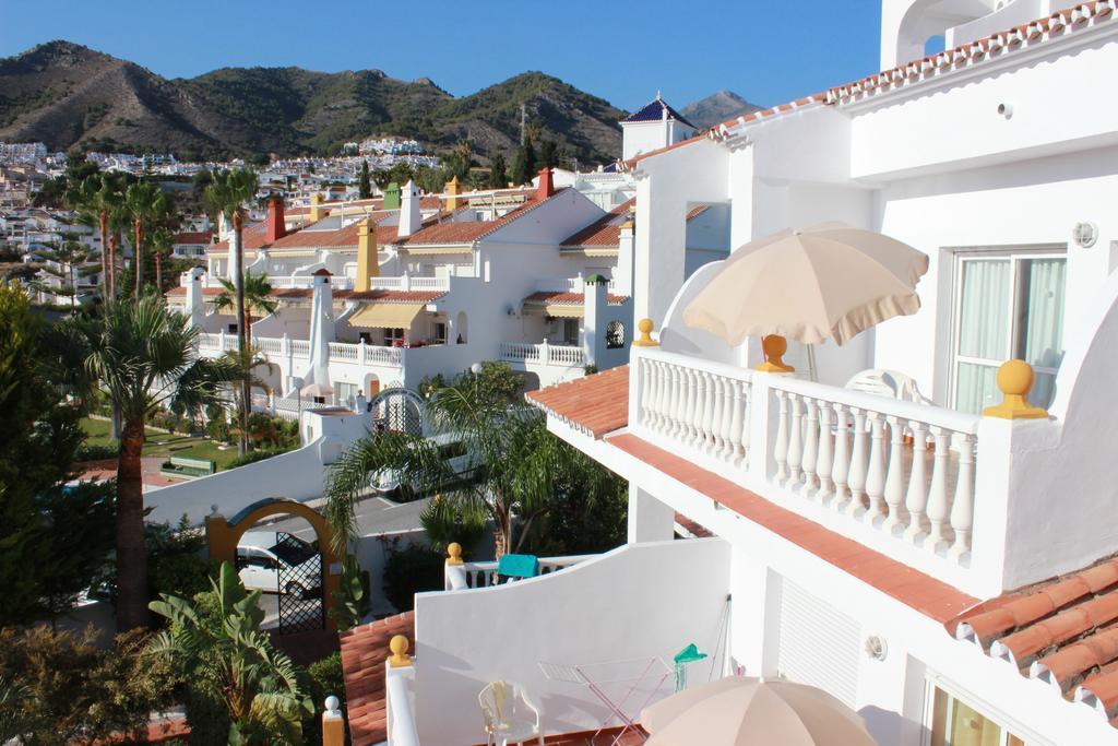 Apartamentos Las Rosas De Capistrano Nerja Exterior foto